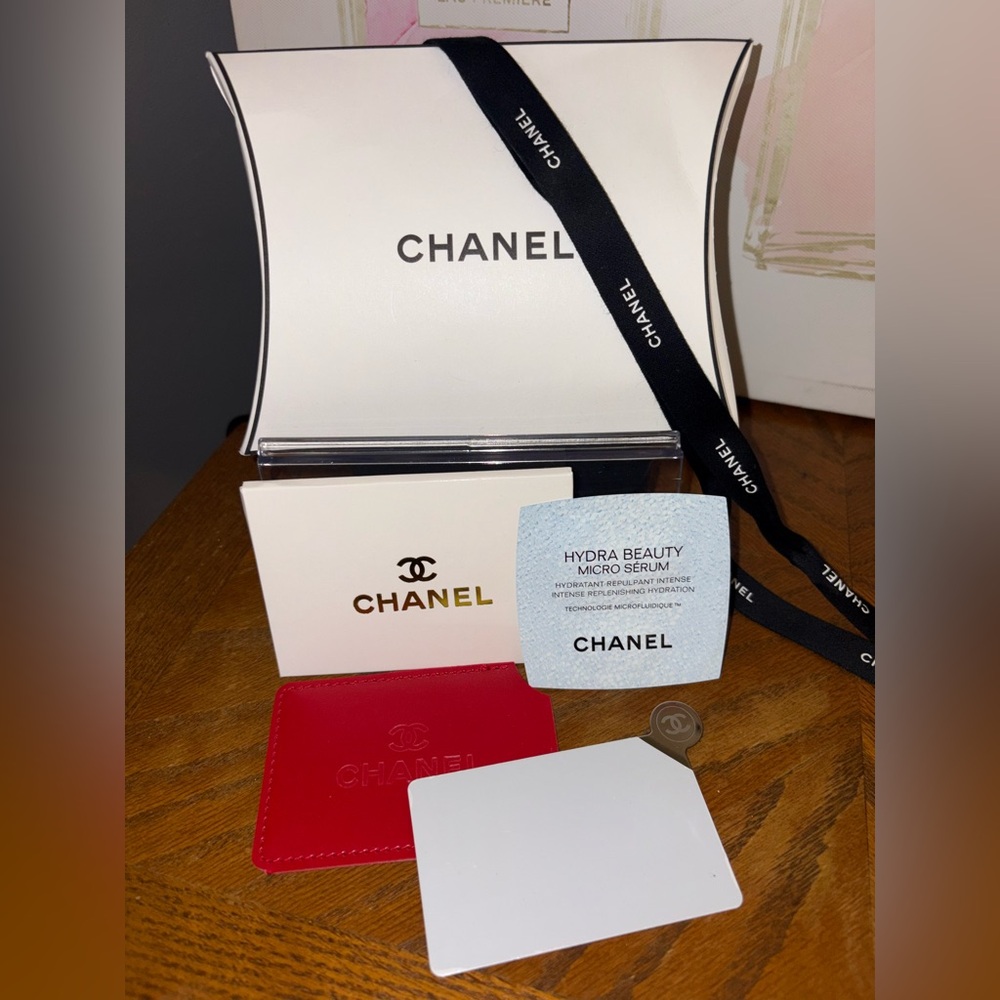 CHANEL Mirror and Skincare Set